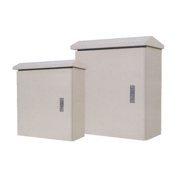 Outdoor worksite movable box